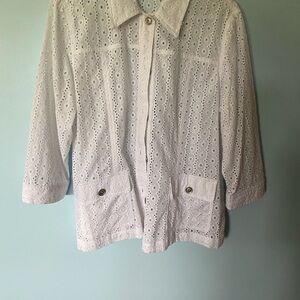 Eyelet jacket by Alfred Dunner white gently worn great for sprint or summer